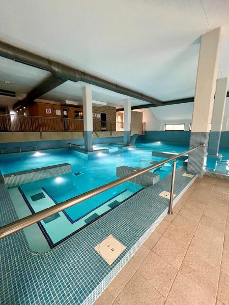 Na zdjęciu widoczny jest obiekt Costa Reinante Spa położony w mieście San Miguel de Reinante.