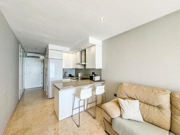 Fotografie 9: Studio on Bajondillo Beach with Sea Views