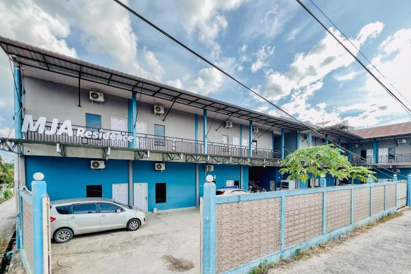 Nella foto è visibile l'oggetto RedDoorz Syariah at MJA Residence Duri situato nella città di Duri.