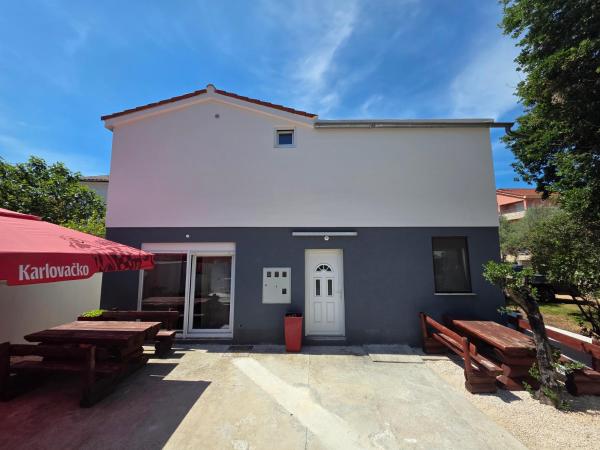 Vanessa Apartments - Starigrad