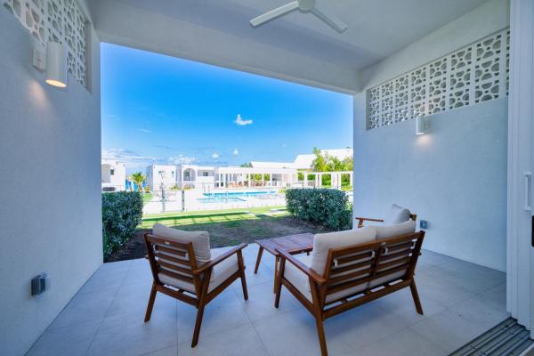 La photo montre l'objet Sunset Point: Chic Meets Luxury situé dans la ville de Hell.