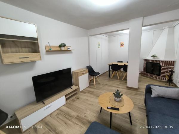 På billedet ses objektet Apartamentos Francisco Palazuelos beliggende i byen Santander.