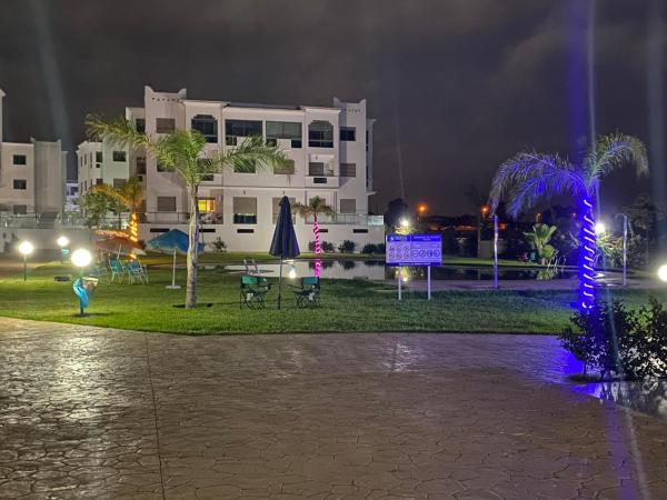Nella foto è visibile l'oggetto Yasmine Beach situato nella città di Mansouria.