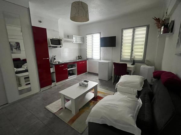 Studio 2 personnes dans le célèbre quartier des chartreux, Marseille