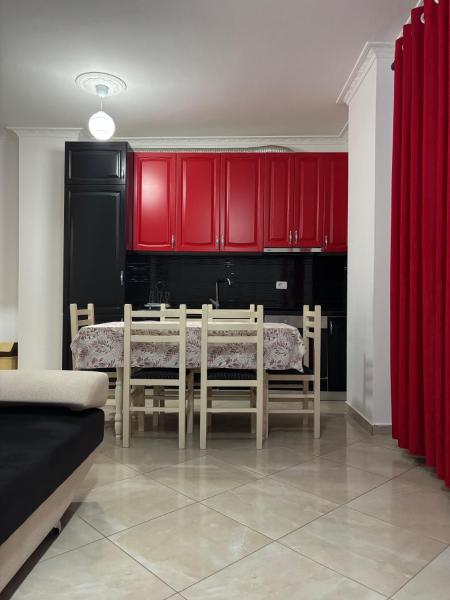 Na zdjęciu widoczny jest obiekt Chloe Beach Apartment położony w mieście Lezha.