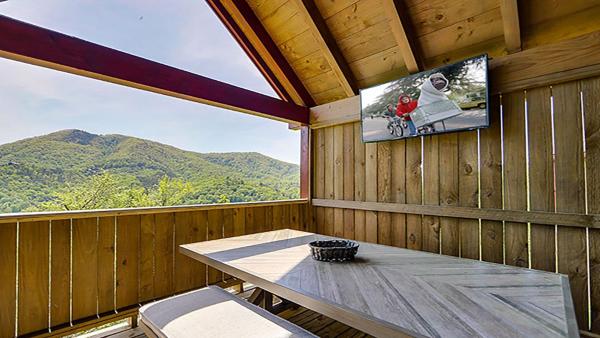 Billede 2: Summit View by Venture Smoky Mountains