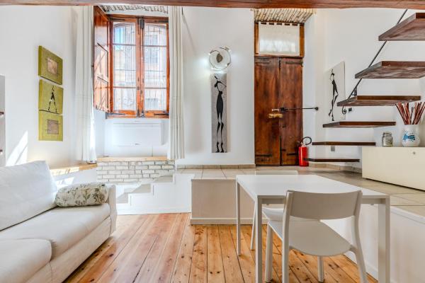 A la foto es mostra l'objecte Suite Dreams Cagliari Loft situat a la ciutat de Cagliari.