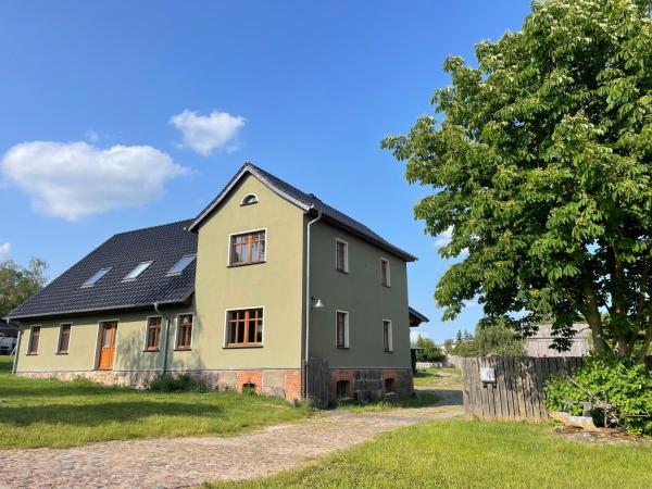 A la foto es mostra l'objecte Grosszügige Wohnung im Hause des Jungbauern situat a la ciutat de Wallmow.
