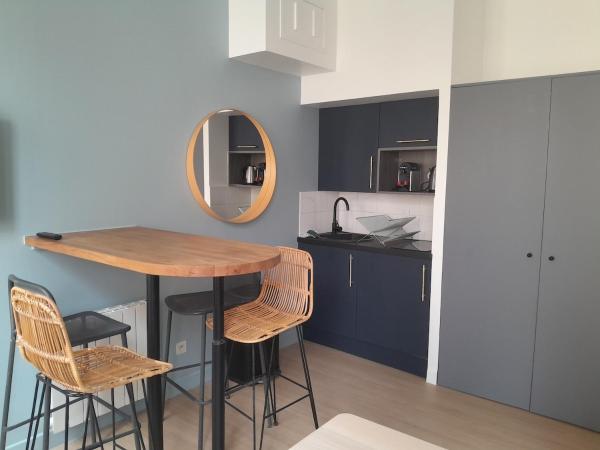 Superbe appartement moderne idéalement situé, Lyon, Лион