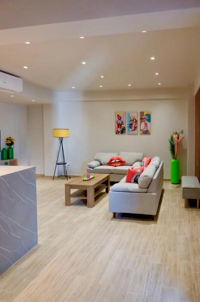 Na fotografii je vidět objekt Pop Art Apartment creative stay Piraeus Port Area nacházející se ve městě Pireus.