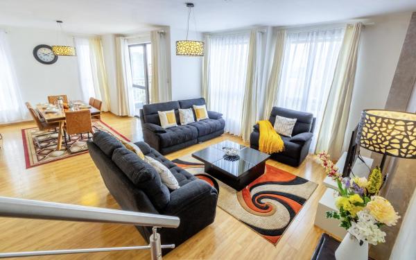 Kifahari Two bedroom duplex apartment, pool, gym, steam & sauna, Nairobi
