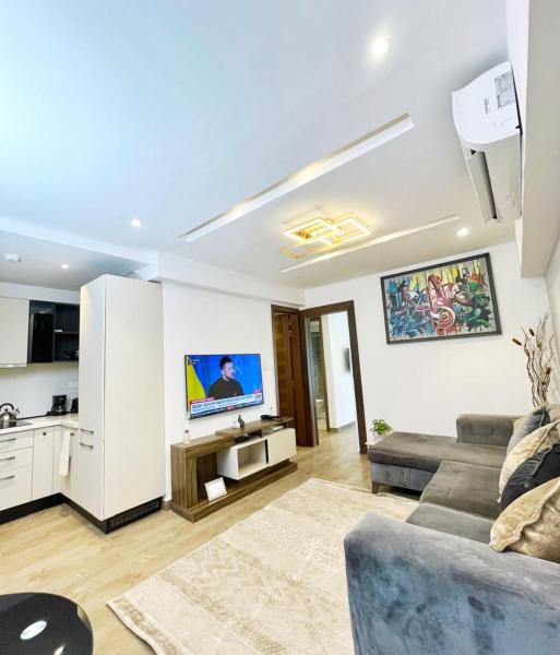 A la foto es mostra l'objecte 1 bed Apartment in Osu-Accra situat a la ciutat de Accra.