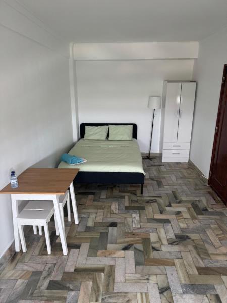 A la foto es mostra l'objecte Cozy room situat a la ciutat de Granja.