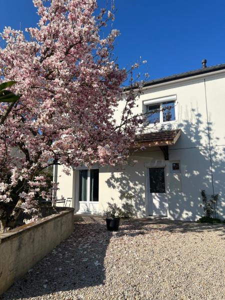 På billedet ses objektet Les Magnolias à 5 minutes du Lac du Der beliggende i byen Perthes.