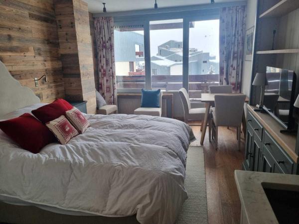 På billedet ses objektet Studio cosy à Tignes pour 2 personnes, balcon, proche des pistes - FR-1-449-192 beliggende i byen Tignes.