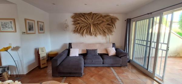 写真にはビナロス市にあるApartamento la Devesa con piscina y a 200 metros del marが写っています。