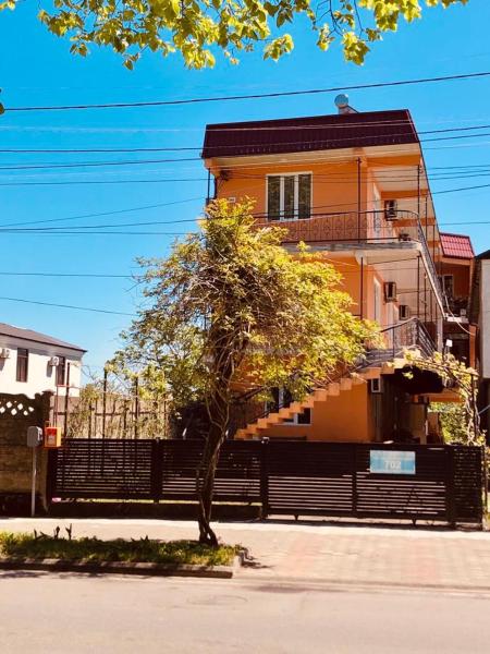 A la foto es mostra l'objecte Hotel Kobuleti situat a la ciutat de Kobuleti.