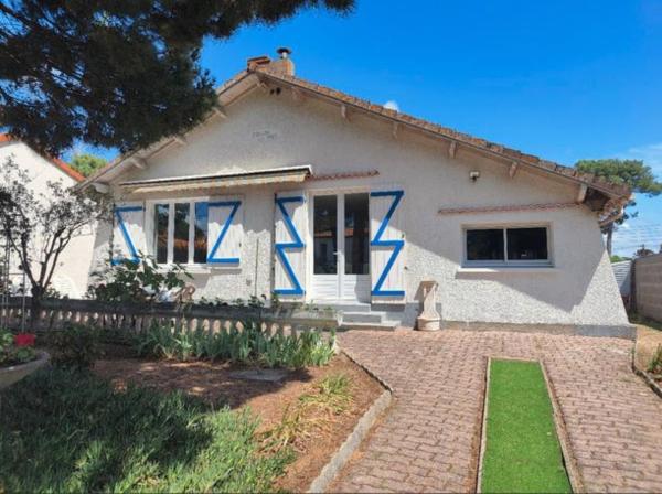 A la foto es mostra l'objecte Jolie maison brévinoise situat a la ciutat de Mindin.