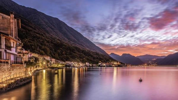 A la foto es mostra l'objecte Bellagio Hamlet Gem situat a la ciutat de Bellagio.