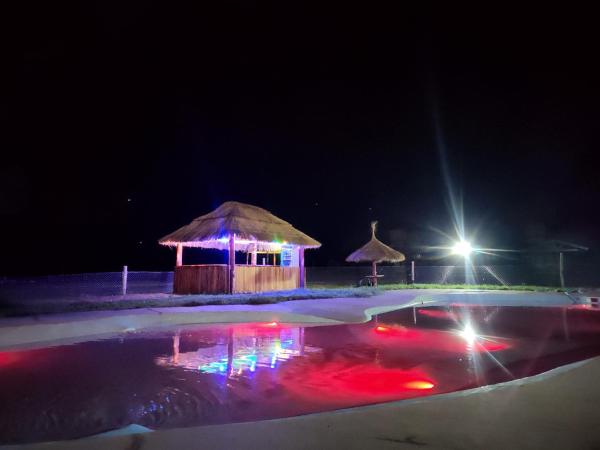 A la foto es mostra l'objecte Cabañas Alisha situat a la ciutat de Panaholma.