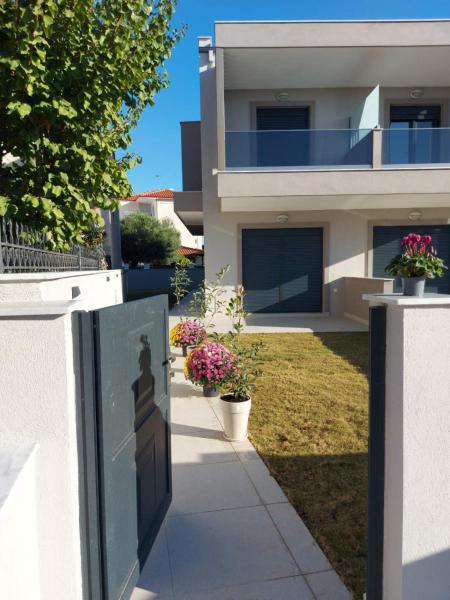 La photo montre l'objet SaNi Mare Luxury Villa situé dans la ville de Nikiti.