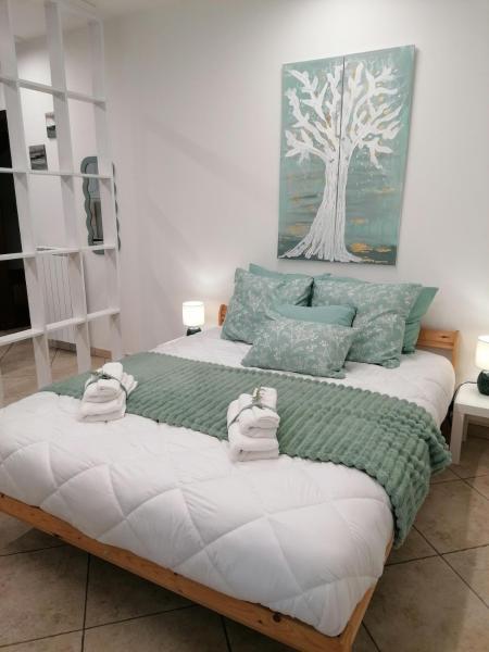 Nella foto è visibile l'oggetto Antica Quercia Apartment situato nella città di Buttigliera Alta.