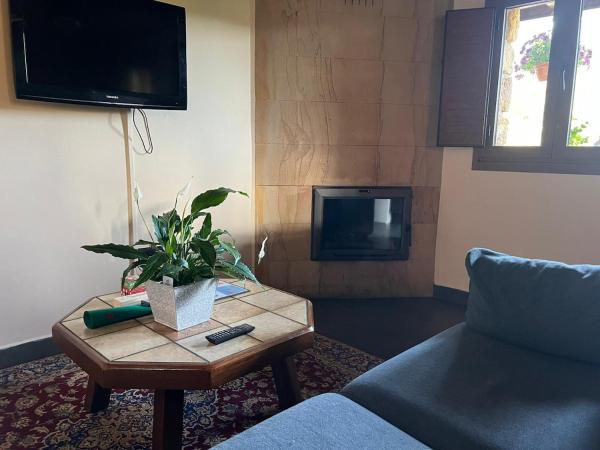 Nella foto è visibile l'oggetto Casona Asturiana Casa Delfa situato nella città di Naveda.