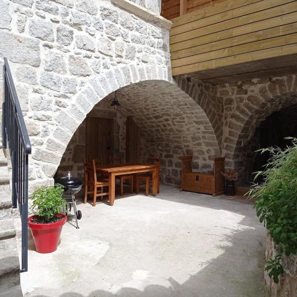 Gîte Les Chapélétas Au Cœur De L'ardeche - Saint-Alban-Auriolles