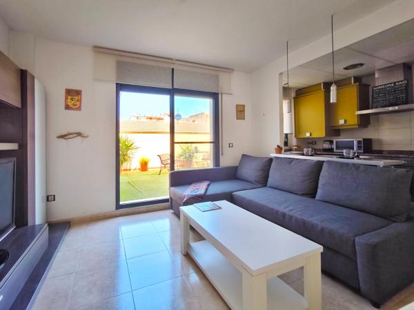 Amplio Y Cómodo Apartamento Con Terraza, Ulldecona - Ulldecona