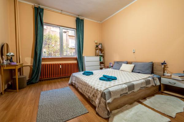 På billedet ses objektet Charming Central Retreat! beliggende i byen Sofia.