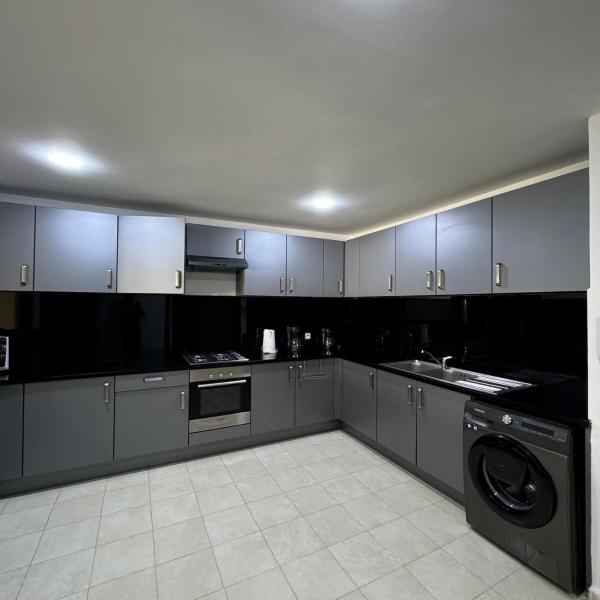 Fotografie 8: Beachside, pool access apartment in tangier