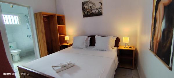 A la foto es mostra l'objecte AUBERGE de L'HIPPOCAMPE situat a la ciutat de Vouadjou.