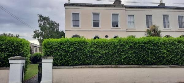写真にはブラックロック市にあるLovely 2 Bed Garden Level Apartment Blackrockが写っています。
