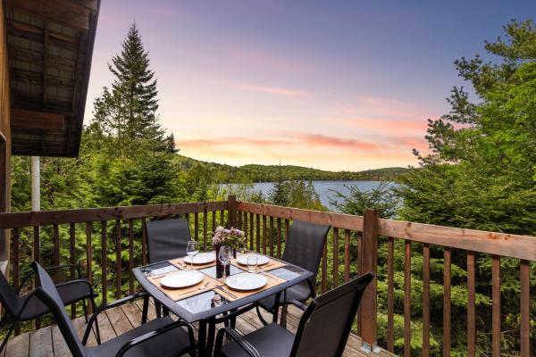 Le P'tit Bonheur - Plage Avec Embarcations - Sainte-Agathe-des-Monts