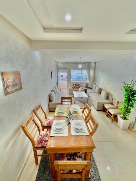 En la foto se muestra el objeto Cozy Apartment ubicado en la ciudad de Agdal.