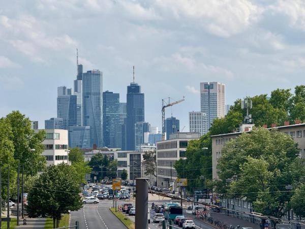 Wohnung Mit Ausblick Auf Frankfurts Skyline Rotblau - Fráncfort del Meno