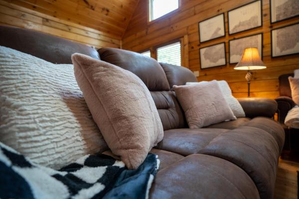 Fotografie 9: 32 in Gatlinburg! Petfriendly with Free tickets to Dollywood,Anakeesta,AquariumClose2Rockytop