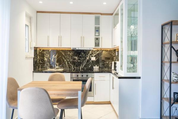 Mato Luxury Apartments 3 - Sarandë