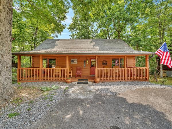 Foto 1: ER76 - Bear Tracks - Great location! Close to all the action! cabin