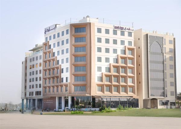 På billedet ses objektet Park Inn by Radisson Muscat beliggende i byen Muscat.