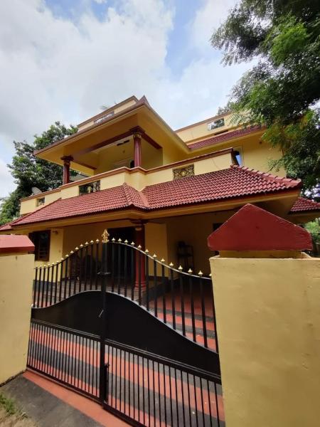 Bellatoure Field View Villa, Trissur