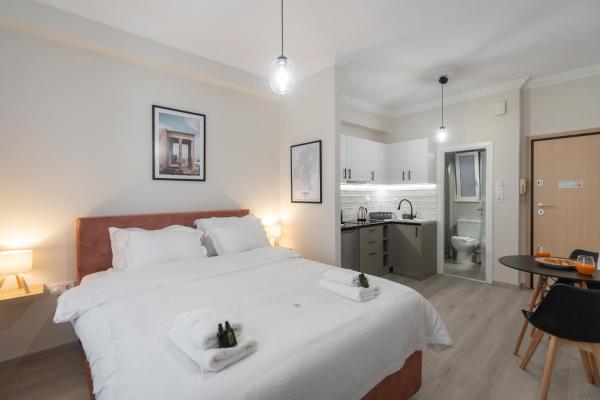Cozy Studio in Plaka 10 Minutes From Acropolis, Atenas