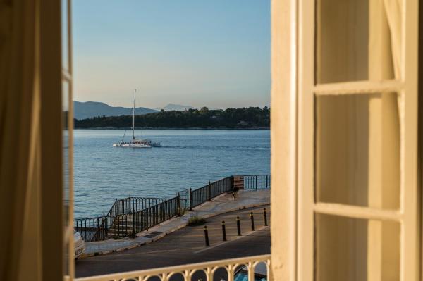 A la foto es mostra l'objecte Casa Milonopoulos by Konnect, Studio & Main House situat a la ciutat de Corfu.