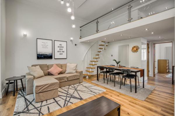 Stylish Flat by Hyde Park Walk to Notting Hill and Paddington, London