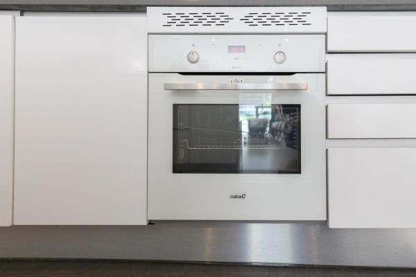 Versatile Space in Madrid Rent Temporary NMO42HAの写真5