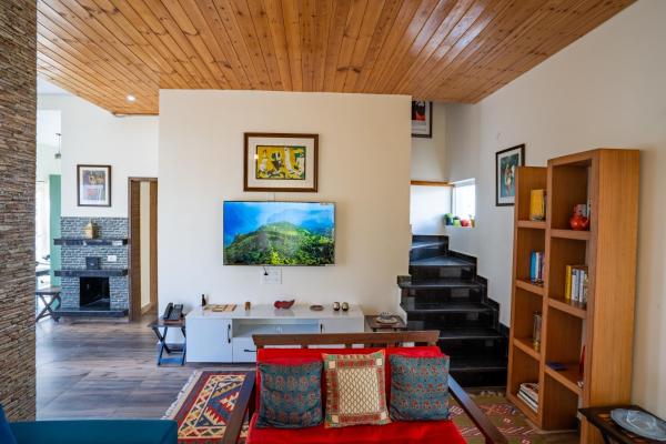 A la foto es mostra l'objecte Bhowali Valley Chalet By 3R Stays situat a la ciutat de Bhowāli.