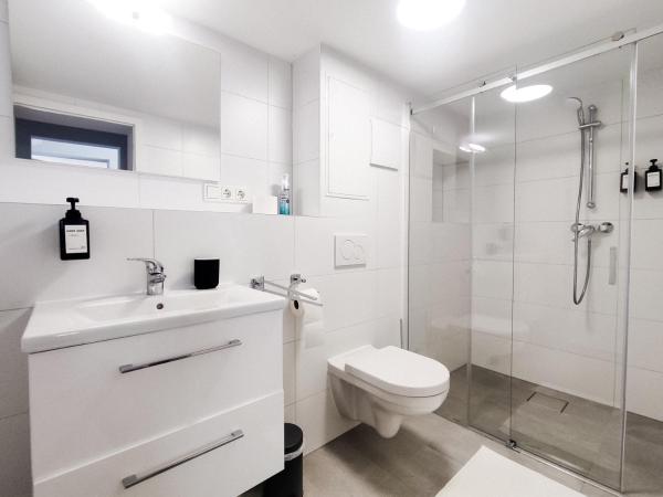 Foto 4: bonquartier - LUXAPT#3 Chice, moderne Wohnung mit Self Check-In, voll ausgestatteter Küche, Klimaanlage und Parkplatz