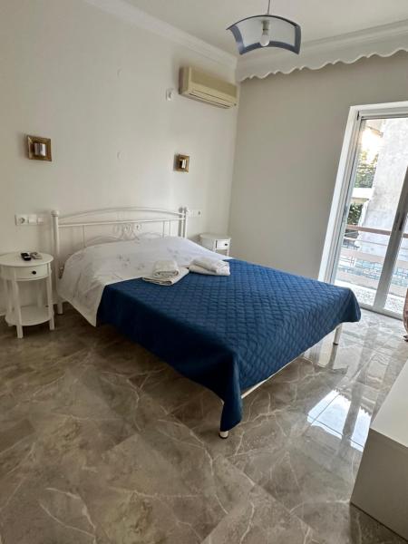 Nella foto è visibile l'oggetto Tsakalos Apartments situato nella città di Edipsos.