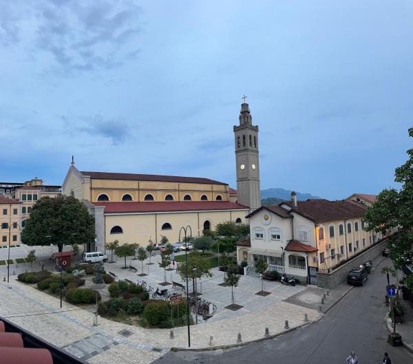 Auf dem Foto ist das Objekt Bellway Guest House in der Stadt Shkodra zu sehen.