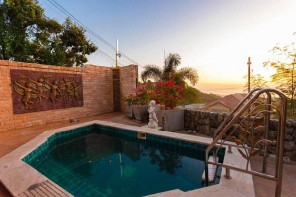 A la foto es mostra l'objecte Karon Sunset Seaview Villa by 789property situat a la ciutat de Karon.